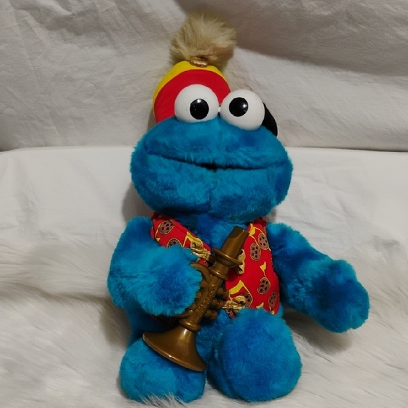 Tyco 1999 Cookie Monster Playing 